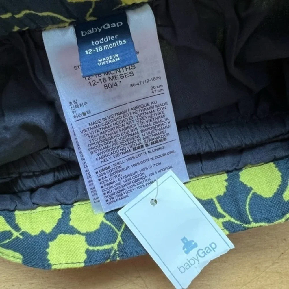 NWT - Baby Gap‎ floral skirt, size 12-18 months, BABYGAP